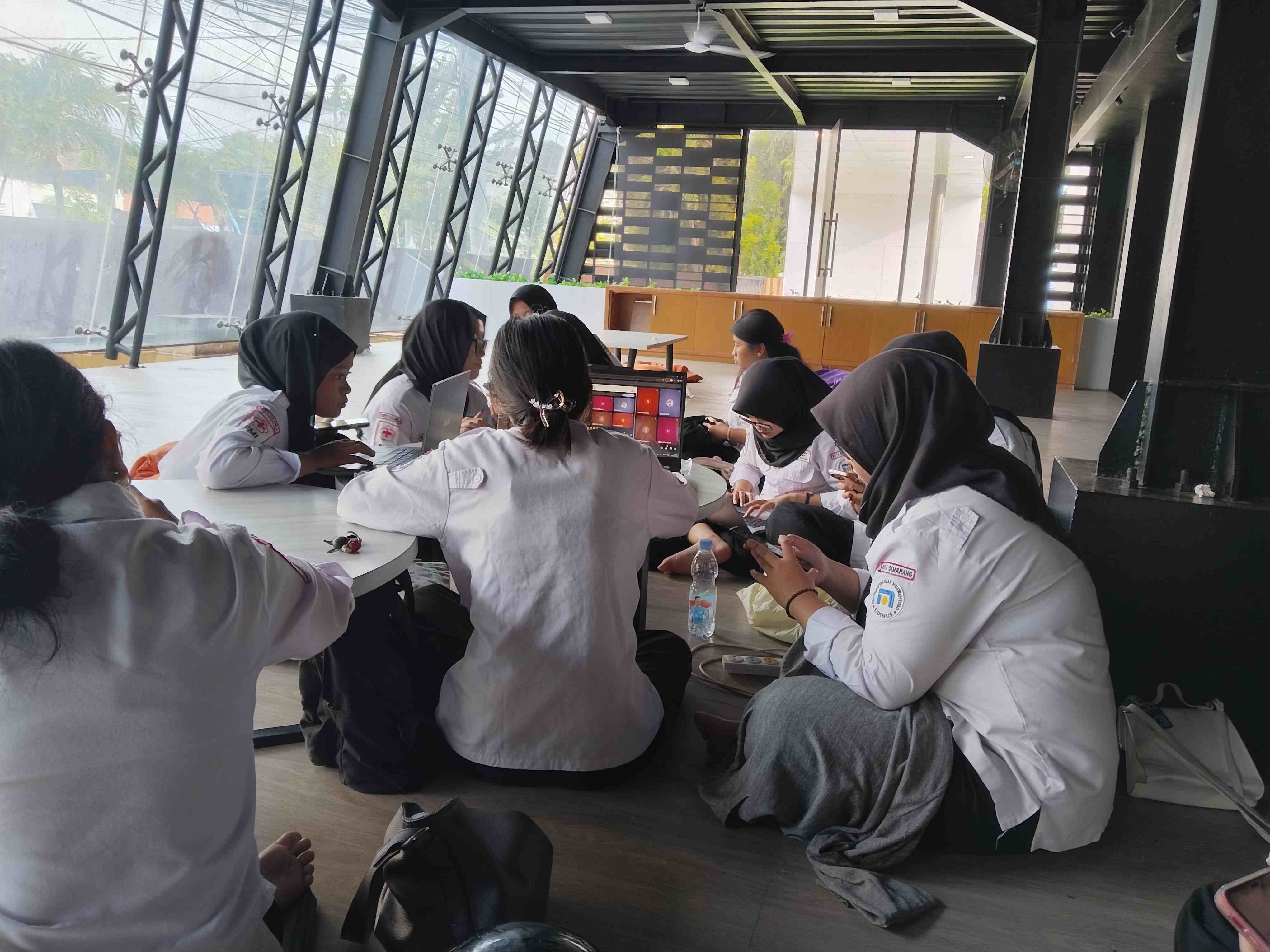 DINUS FIRS AID EDUCATION COMPETITION